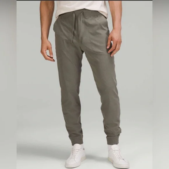 Lululemon ABC Jogger *WovenAir Grey Sage - Picture 1 of 4